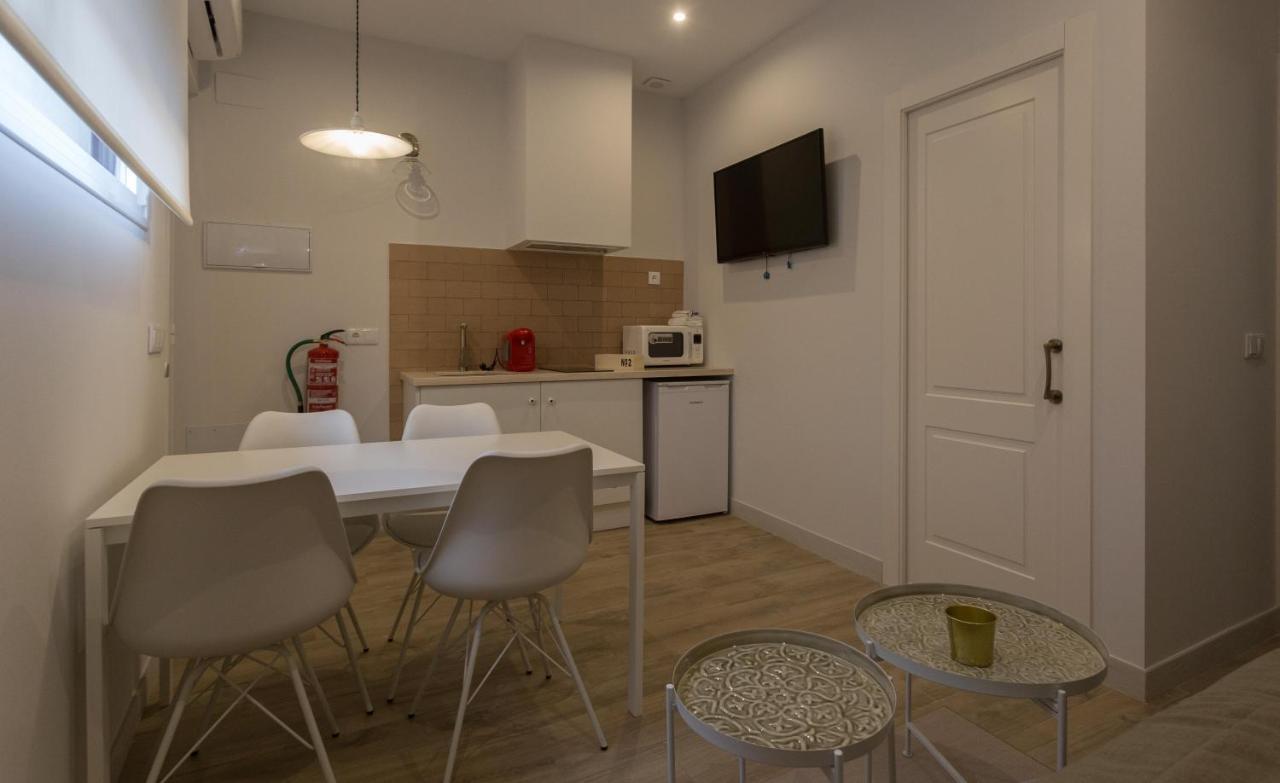 TRIA NOMINA Apartamentos Turísticos Mérida Exterior foto